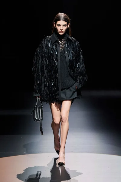 Look 40
